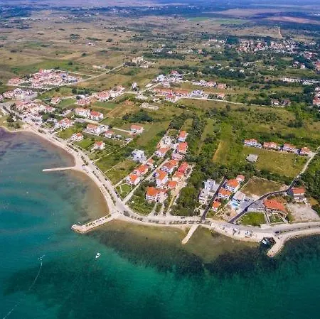 In * Затон